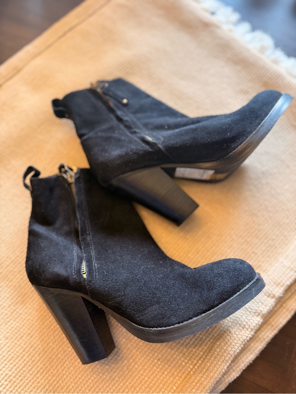 Topshop (Angel) Black Suede High Heel Ankle Boots